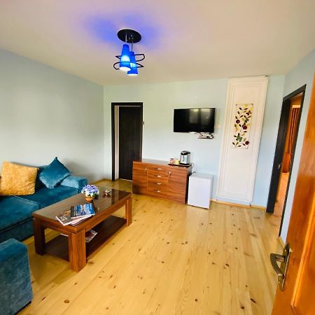 Guesthouse Alpenrose Μέστια Εξωτερικό φωτογραφία